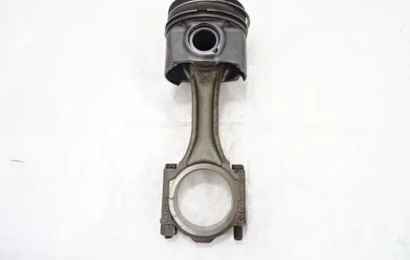 Peugeot Expert Piston with connecting rod 9812818680