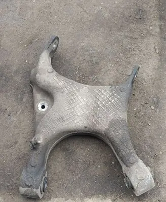 BMW X5 E70 Rear upper control arm/wishbone 677095307 6770953