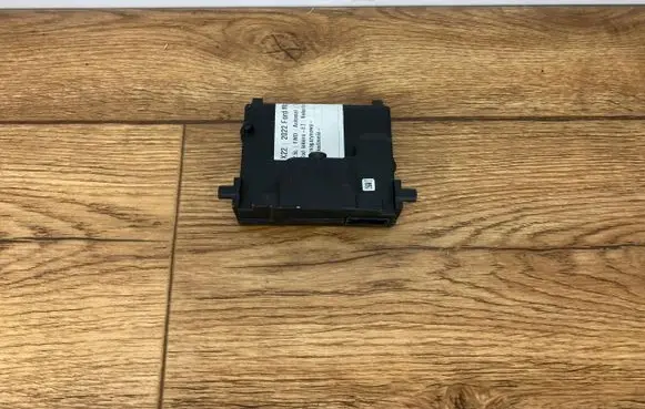 Ford Kuga I Distronic sensor radar NZ6T-19H406-CD