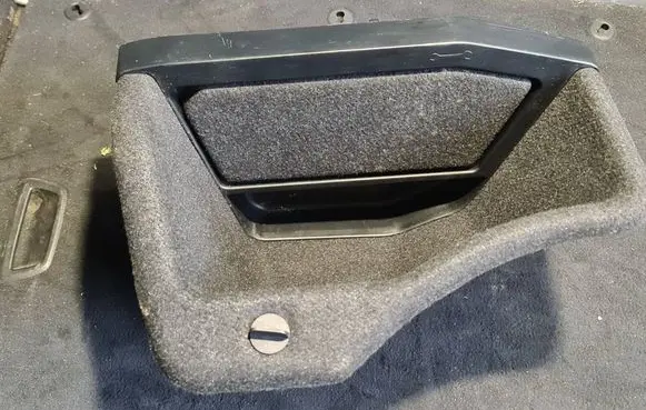 BMW 4 F32 F33 Glove box in trunk 7284136