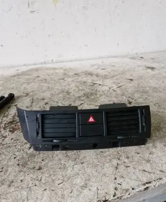 Opel Meriva A Hazard light switch