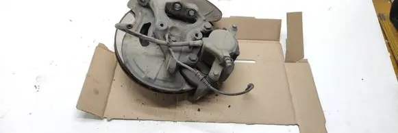 Front wheel hub spindle knuckle