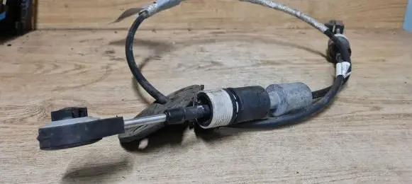 Volvo V70 Gear shift cable linkage 31367802