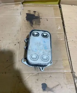 Engine oil radiator