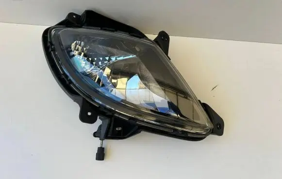Hyundai i20 (BC3 BI3) Headlight/headlamp RH0273819