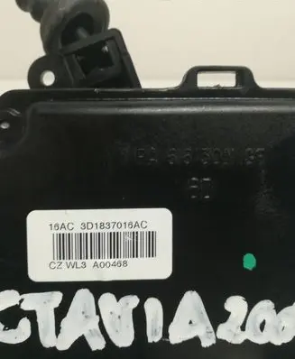Skoda Octavia Mk2 (1Z) Front door lock 3D1837016AC