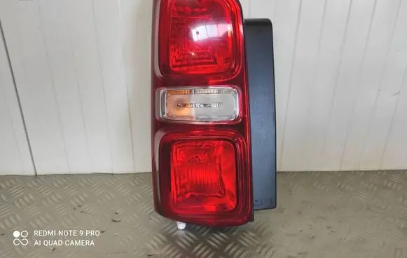 Peugeot Expert Rear/tail lights 9808243180 0019725101 A002ZH