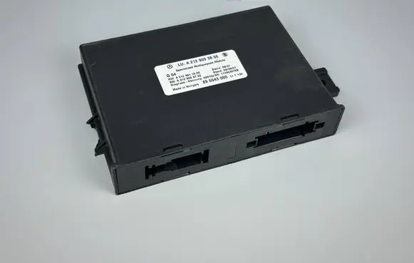 Mercedes-Benz E W212 Comfort/convenience module A2129003806 A2129029702 A2129011000