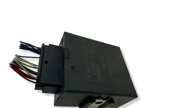 Toyota Avensis T270 Window wiper relay 8594005060
