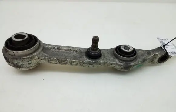 Mercedes-Benz CLS C219 Front lower control arm/wishbone A2113308107
