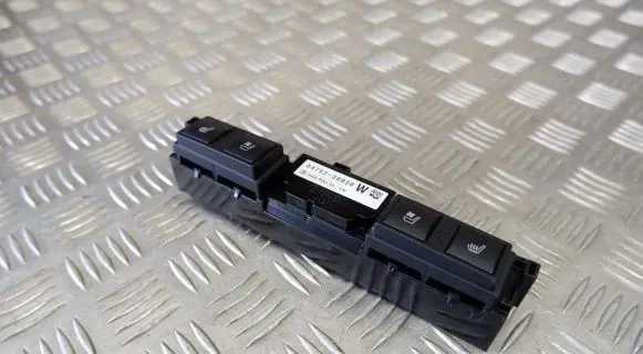Lexus GS 250 350 300H 450H Seat heating switch 8475230030