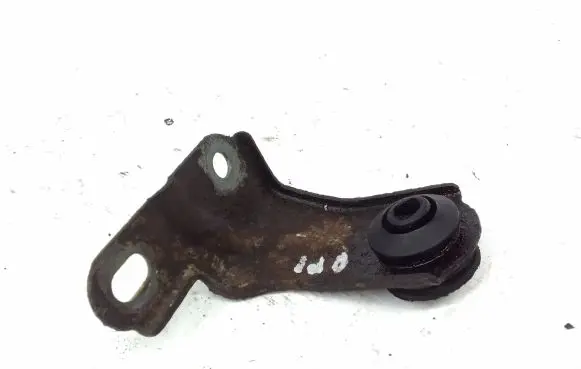 Mitsubishi Outlander Radiator mount bracket
