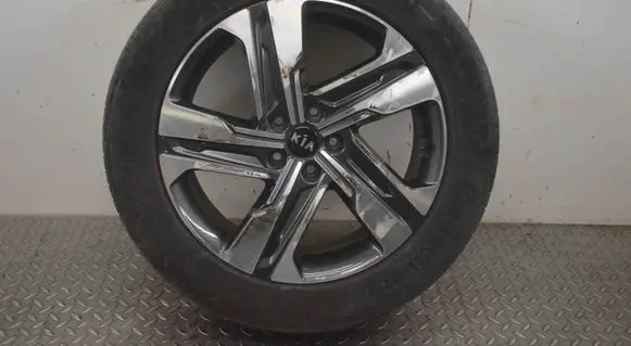 KIA Sorento R19 alloy rim 75JX19 ET495
