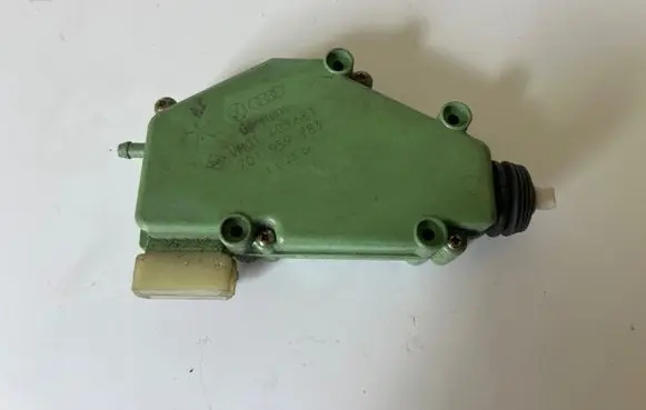 Volkswagen Transporter - Caravelle T4 Central locking motor 403681 701959783