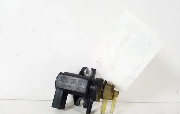 Audi A3 S3 8P Turbo solenoid valve 1K0906627A
