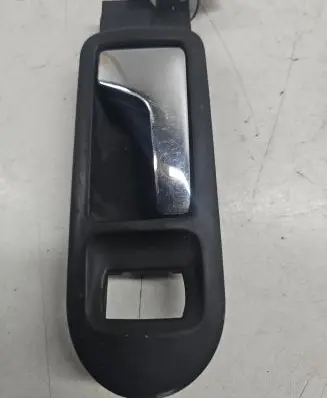 Volkswagen PASSAT B5 Front door interior handle 3B1837114C