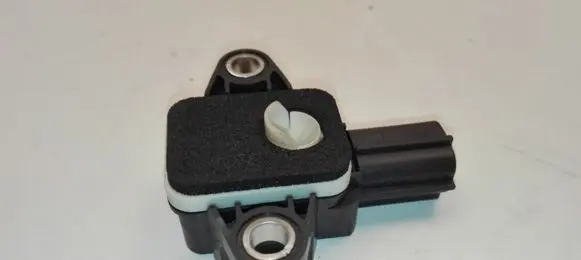 Audi TT TTS Mk2 Airbag deployment crash/impact sensor 8P0955557
