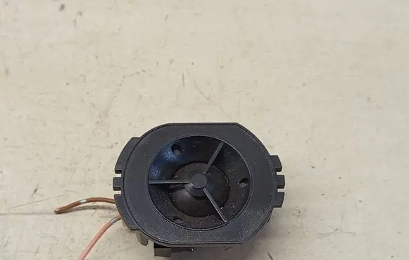 Nissan Qashqai+2 Front door high frequency speaker 281489095R