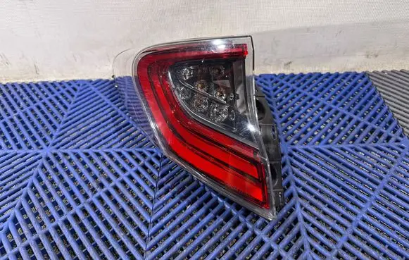 Toyota C-HR I Rear/tail lights 17765F 81560F4031