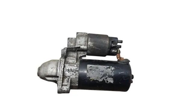 BMW 5 E39 Starter motor FJG060709