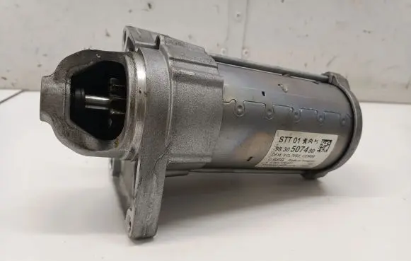 Peugeot 3008 II Starter motor 9830507480