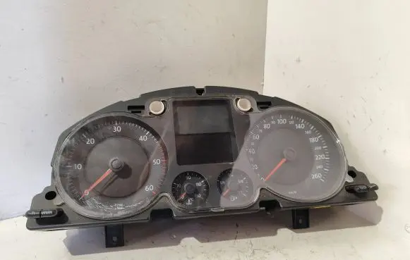 Volkswagen PASSAT B6 Speedometer (instrument cluster)