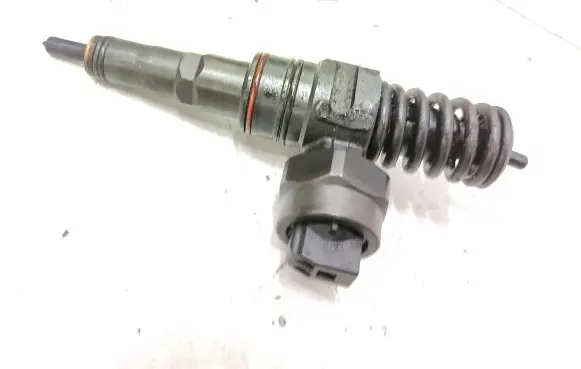 Ford Galaxy Fuel injector 038130073AC 0414720029