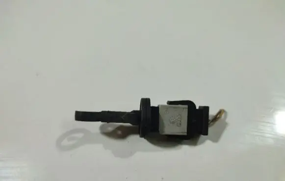 Audi A6 S6 C6 4F Interior temperature sensor 