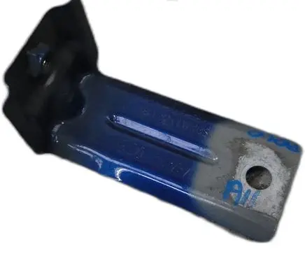 Volkswagen Taigo Fender mounting bracket 