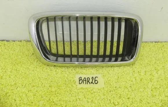 BMW 7 E38 Front bumper upper radiator grill 7239021