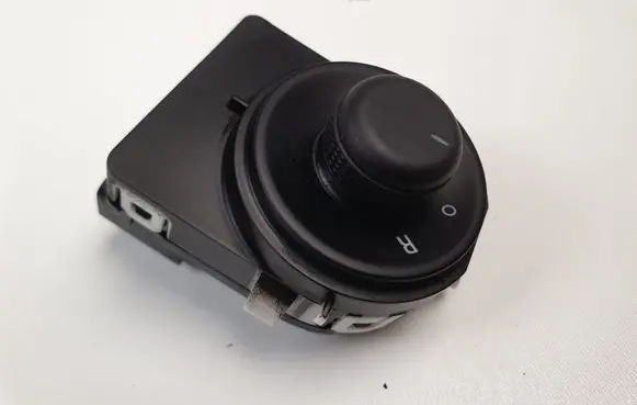 Opel Astra J Wing mirror switch