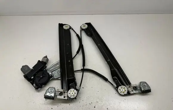 Opel Meriva B Front door window regulator with motor M11279D00