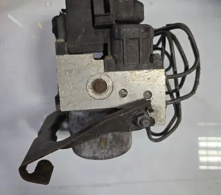 Mitsubishi Carisma ABS Pump 0273004225 00493 865243