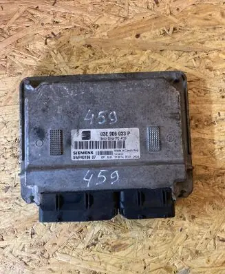 Seat Ibiza III (6L) Engine control unit/module 03E906033P 5WP4019607 3PE4729