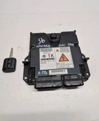 Nissan Navara D40 Engine control unit/module 23710EB315 MB2758003612 5800361