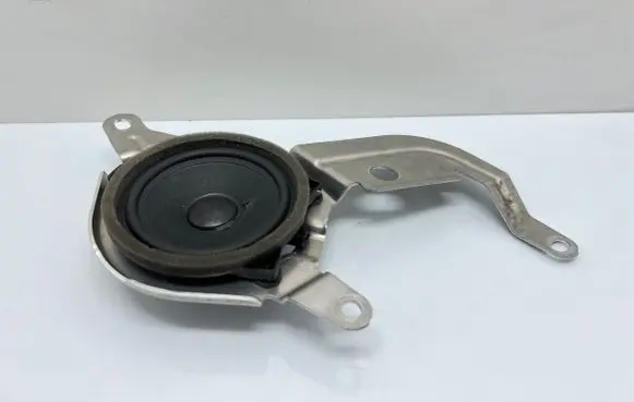 Mercedes-Benz E W238 Parcel shelf speaker A2385452300 03176A01