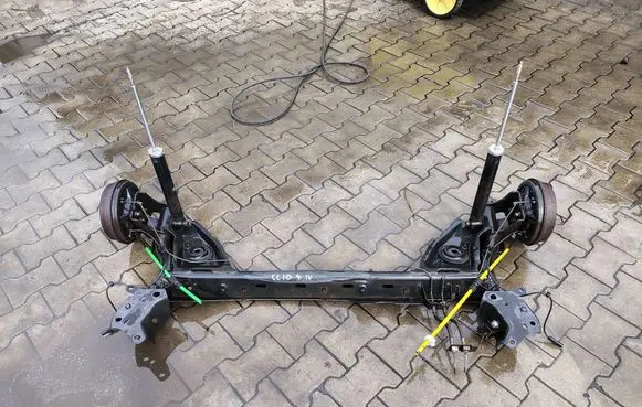 Renault Clio IV Rear axle beam 