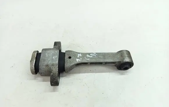 Hyundai i40 Gearbox mounting bracket LAPAKRZYNI