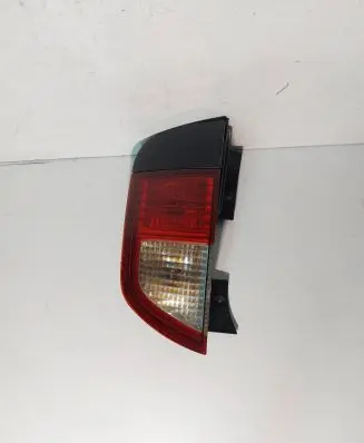 SsangYong Kyron Rear/tail lights DDM12V27W