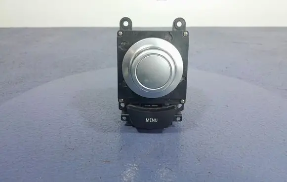Other switches/knobs/shifts