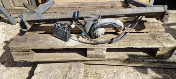 Mercedes-Benz E W212 Tow bar set 