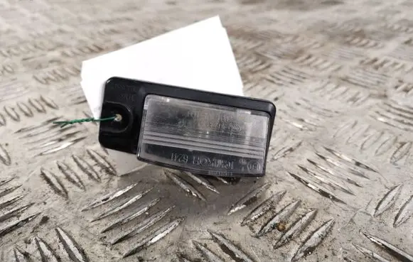Nissan X-Trail T32 Number plate light A073927