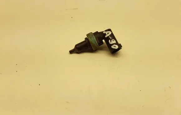 Mercedes-Benz C W205 Coolant temperature sensor A0999053700