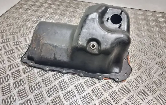 Oil sump