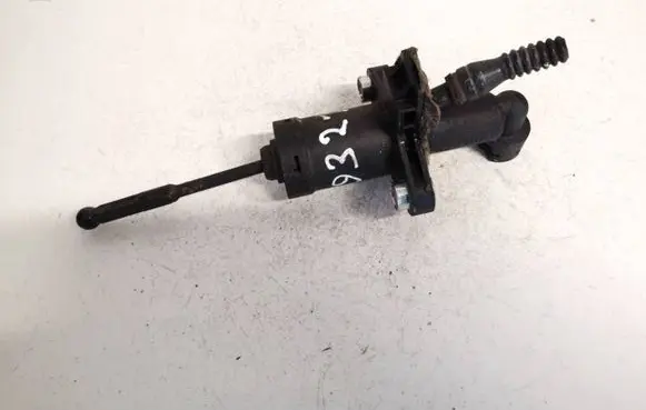 Skoda Fabia Mk2 (5J) Clutch master cylinder 6r0721388