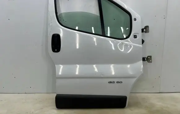Renault Trafic II (X83) Front door