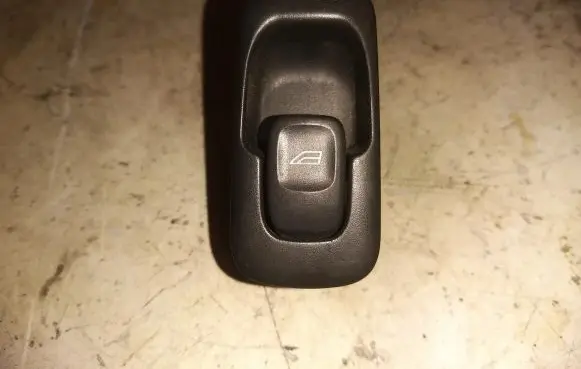 Volvo S80 Electric window control switch 9476695