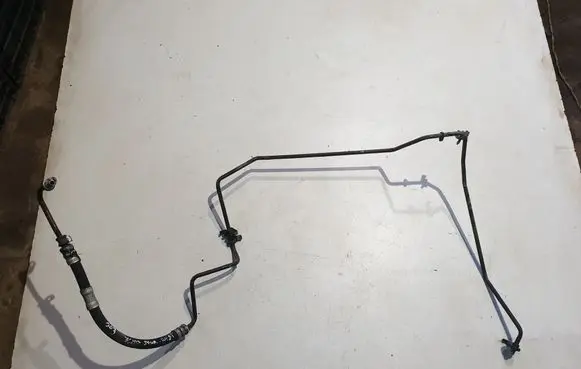Volvo XC70 Power steering hose/pipe/line 