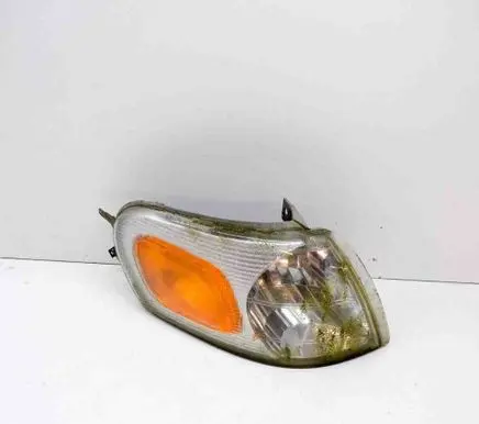 Chevrolet Trans Sport Front indicator light 16521704