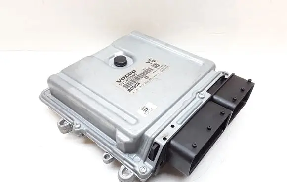 Volvo V70 Engine control unit/module P31303388 0281015286